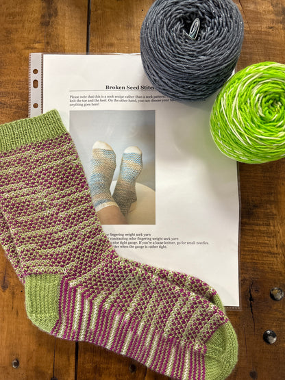 Broken Seed Stitch Knit Sock Kit