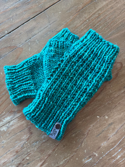 Knitting 201: Starlight & Timber Mitts with the designer
