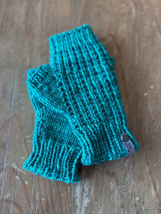 Knitting 201: Starlight & Timber Mitts with the designer
