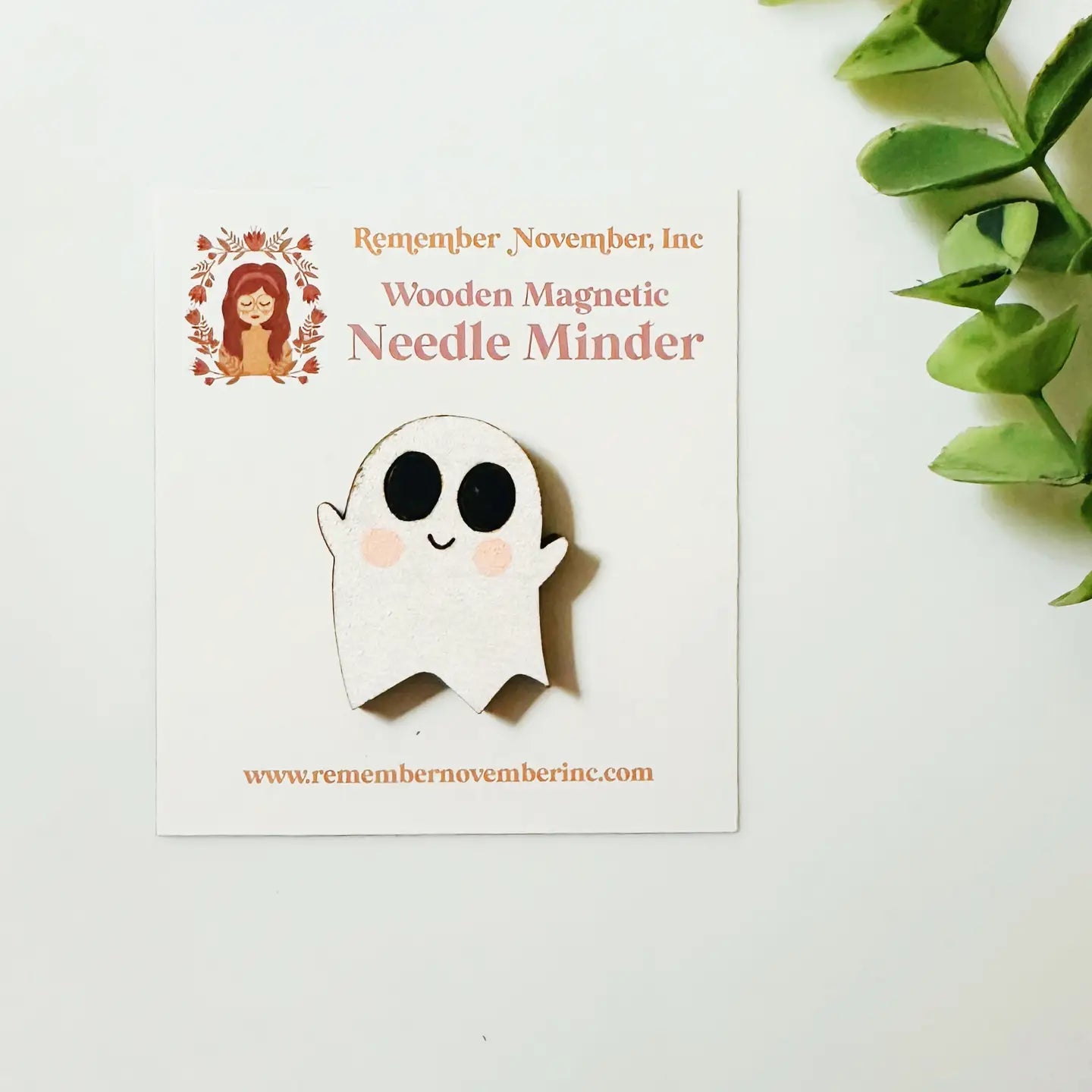Wooden Needle Minder