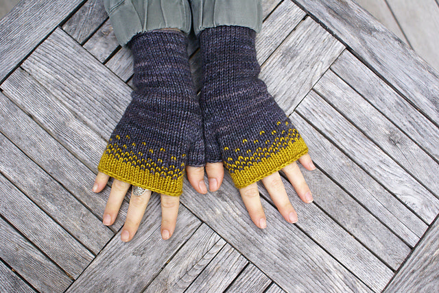Driftless Mitts (DK) Knitting Kit