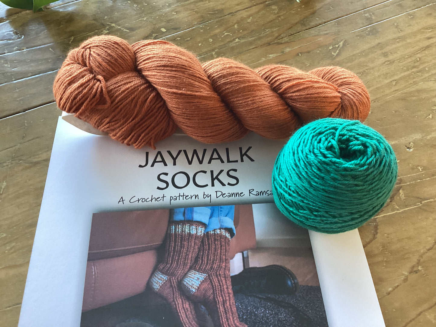 Jaywalk Socks (Crochet) Kit